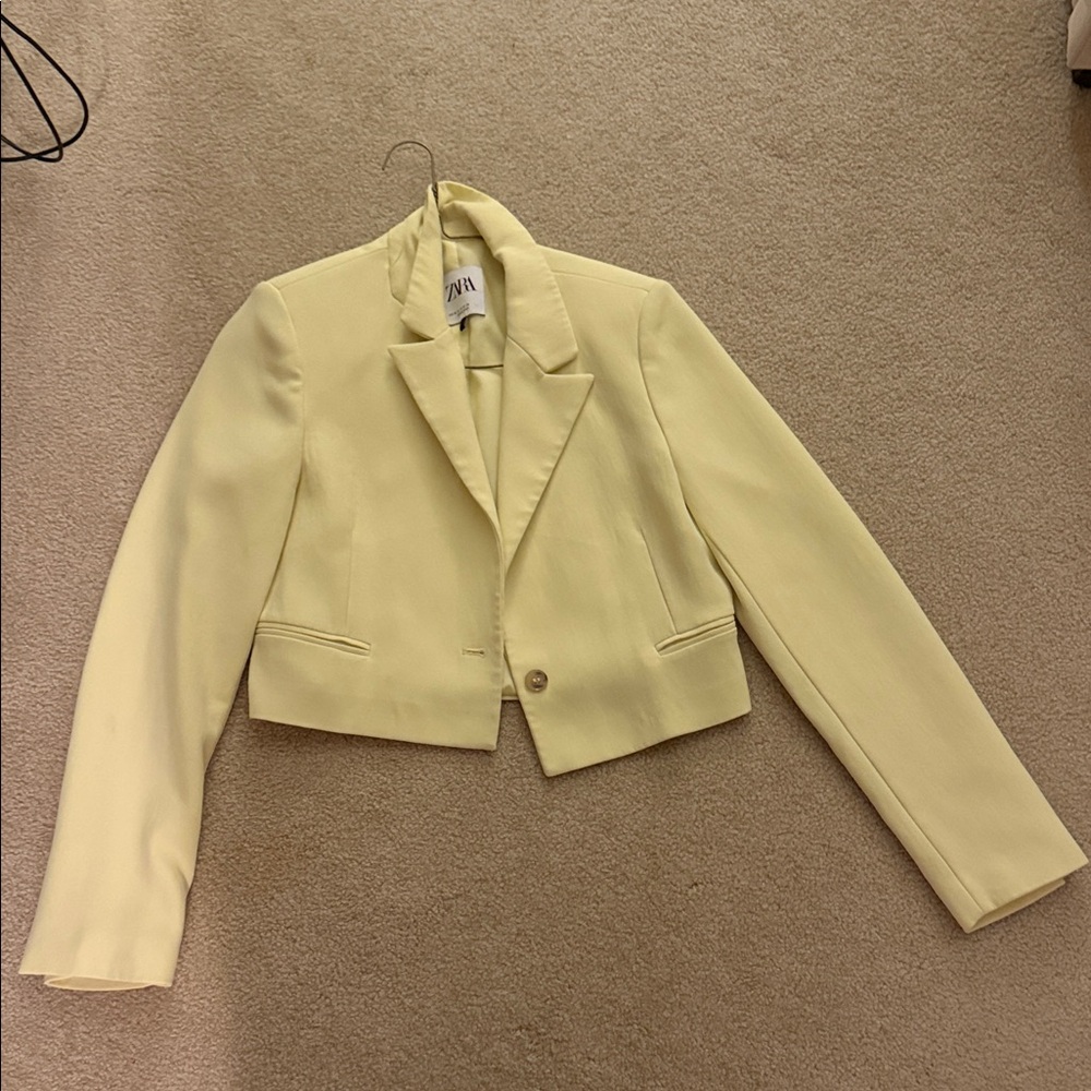 Zara Light Yellow Women's Blazer
